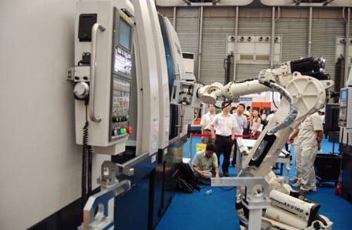 机器人将亮相  第19届青岛国际机床展(图1)
