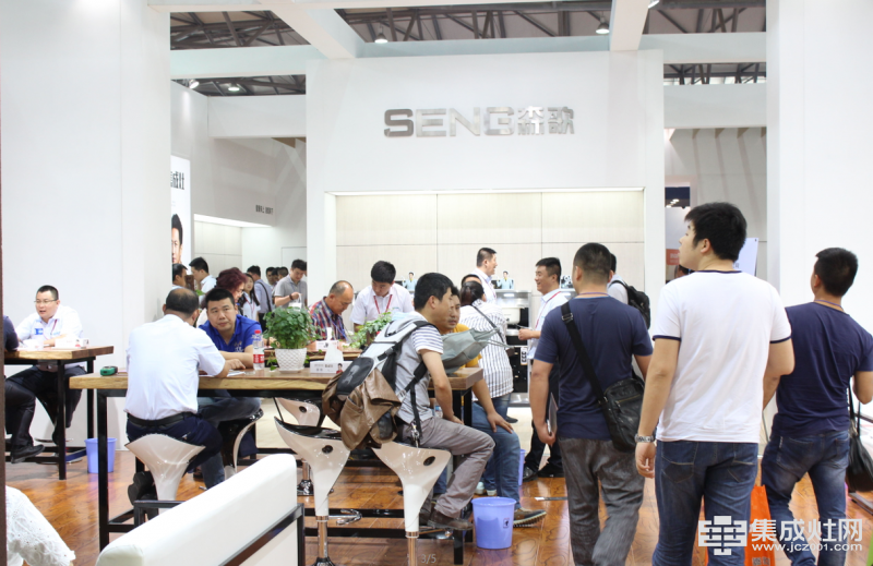 森歌集成灶亮相上海展势不可挡(图1) 森歌集成灶亮相上海展势不可挡