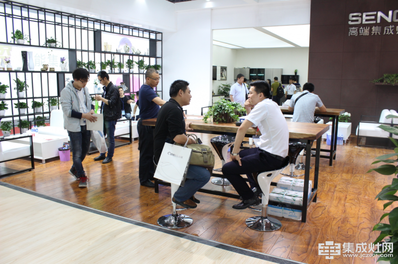 森歌集成灶亮相上海展势不可挡(图10) 森歌集成灶亮相上海展势不可挡