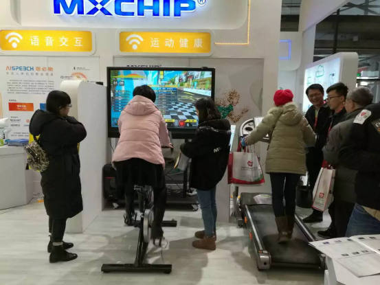 乐动天下智能单车 亮相2016上海AWE展会(图2)