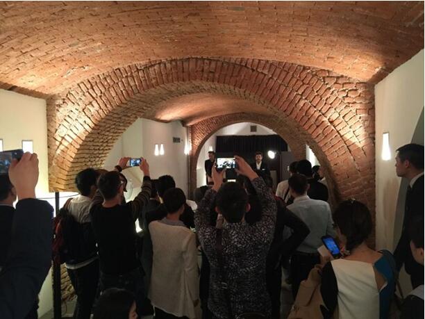 慕思床垫米兰展会发布2016新品系列(图5) 慕思床垫米兰展会发布2016新品系列