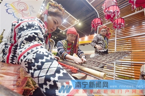 东博会“魅力之城”展区正式开馆 最炫东盟风(图3) 东博会“魅力之城”展区正式开馆 上演最炫东盟风