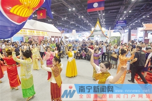 东博会“魅力之城”展区正式开馆 最炫东盟风(图1) 东博会“魅力之城”展区正式开馆 上演最炫东盟风